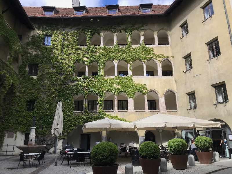 Innenhof Rathaus Schwaz in Tirol