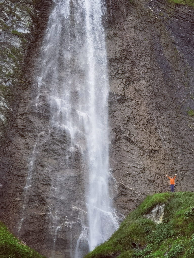 Die riesigen Wasserfälle sind auch tolle Zillertal Sehenswürdigkeiten
